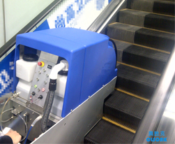 广州南站步梯清洗机应用案例
